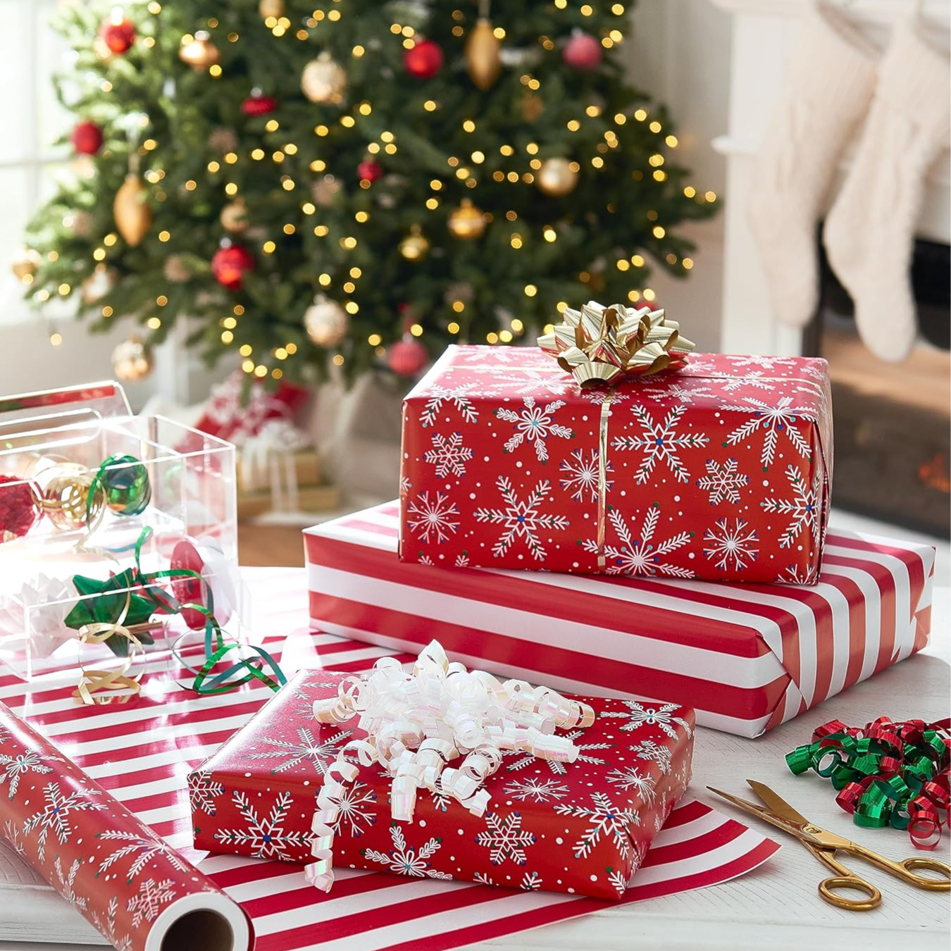 American Greetings Holiday Wrapping Paper - 2 Roll